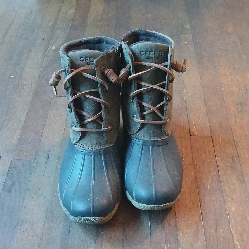 Sperry  Brown and Navy Blue Ankle Boots